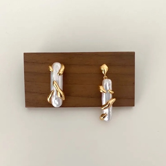 Gold Pearl Earrings/Stubs, 18k Gold and 925 Sterling Silver - Picture 1 of 9